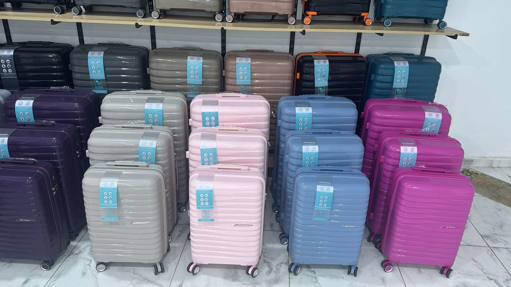 حقيبة سفر فاخرة وعملية